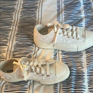 Pre-loved Converse Cream High-Top Sneakers Classic Canvas Design-size 7